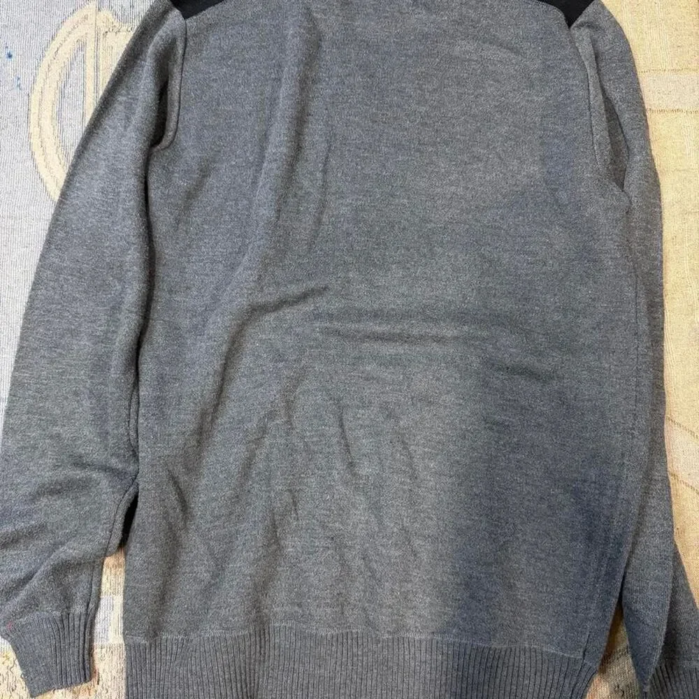 Loose Thread Men's Grey Sweatshirt